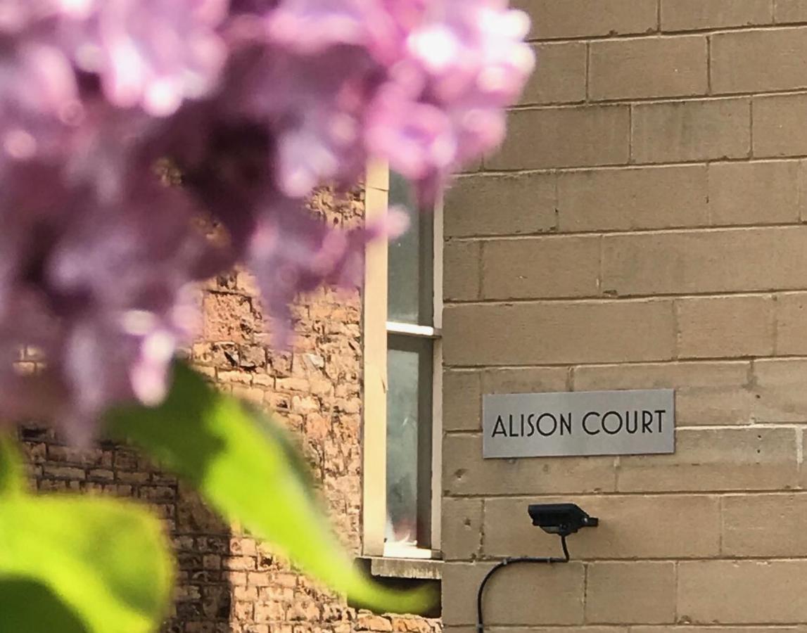 Alison Court Apartment Bristol Exterior photo