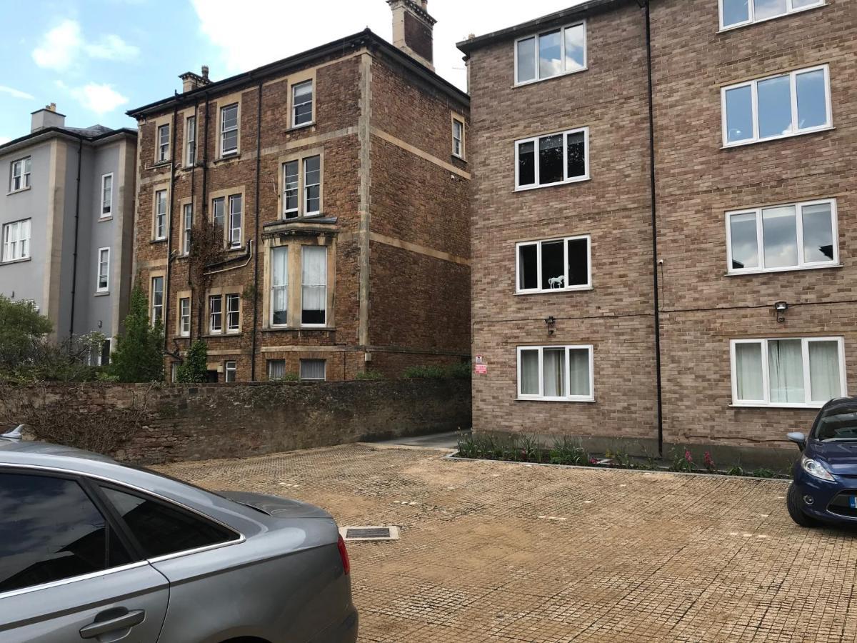 Alison Court Apartment Bristol Exterior photo